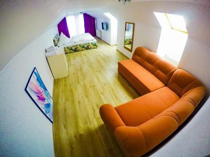 Casa Germana Ξενοδοχείο Lupeni  Εξωτερικό φωτογραφία
