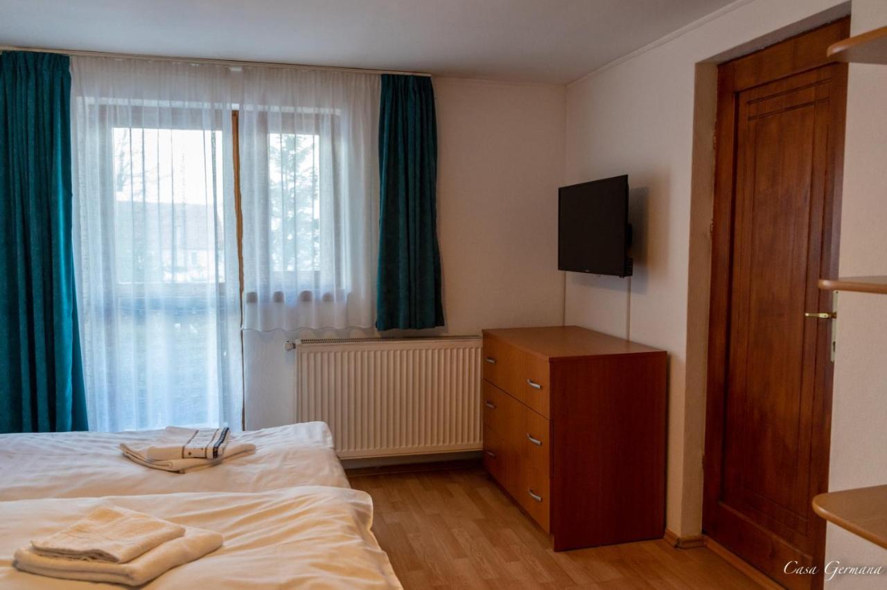 Casa Germana Ξενοδοχείο Lupeni  Εξωτερικό φωτογραφία